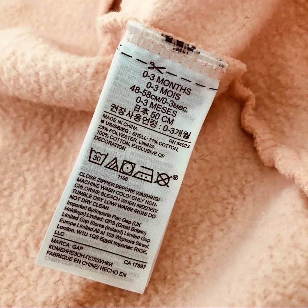 Baby Gap Peach Logo Footed‎ One Piece Sweatsuit 0-3